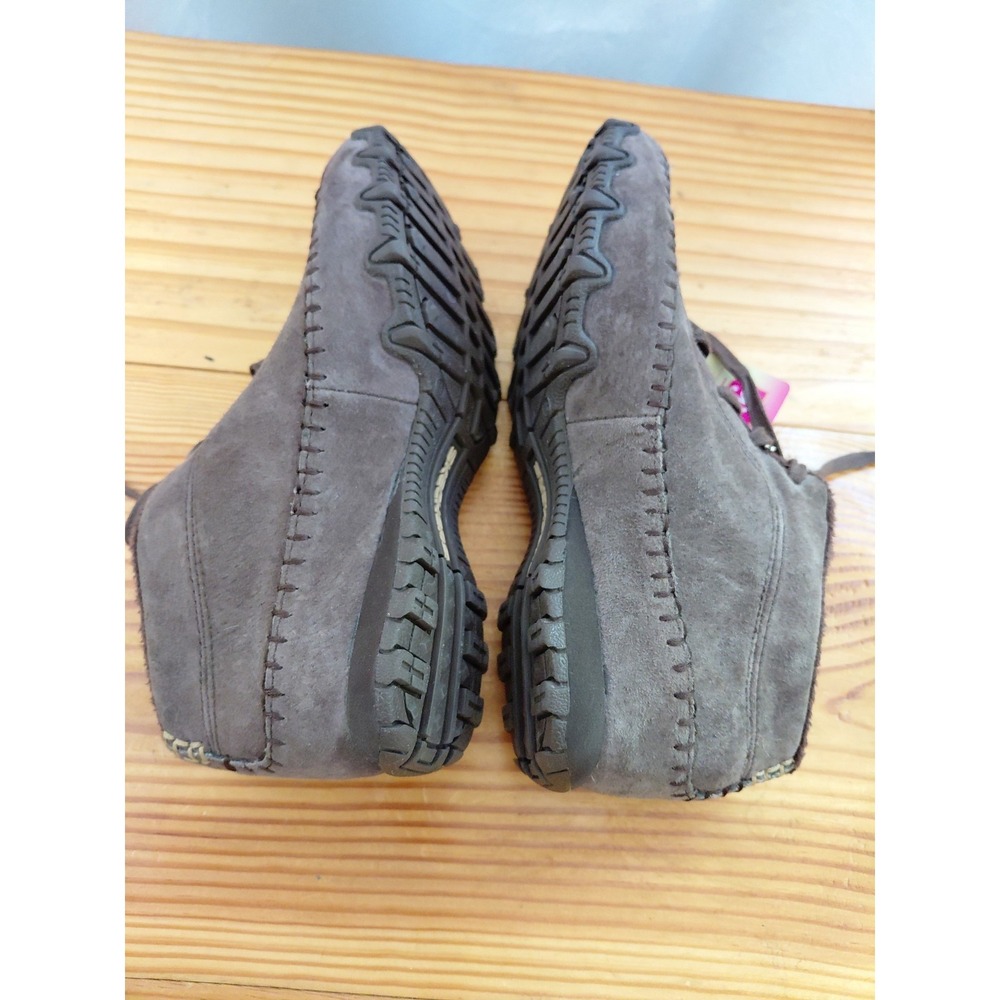 Skechers Totem Pole Womens Sz 6 choc Suede Memory Foam Moccasin Boots 49013 NEW - Picture 6 of 8